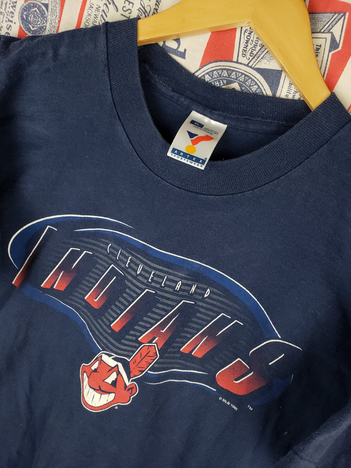 Vintage 1995 Cleveland Indians Shirt(23"x28")L