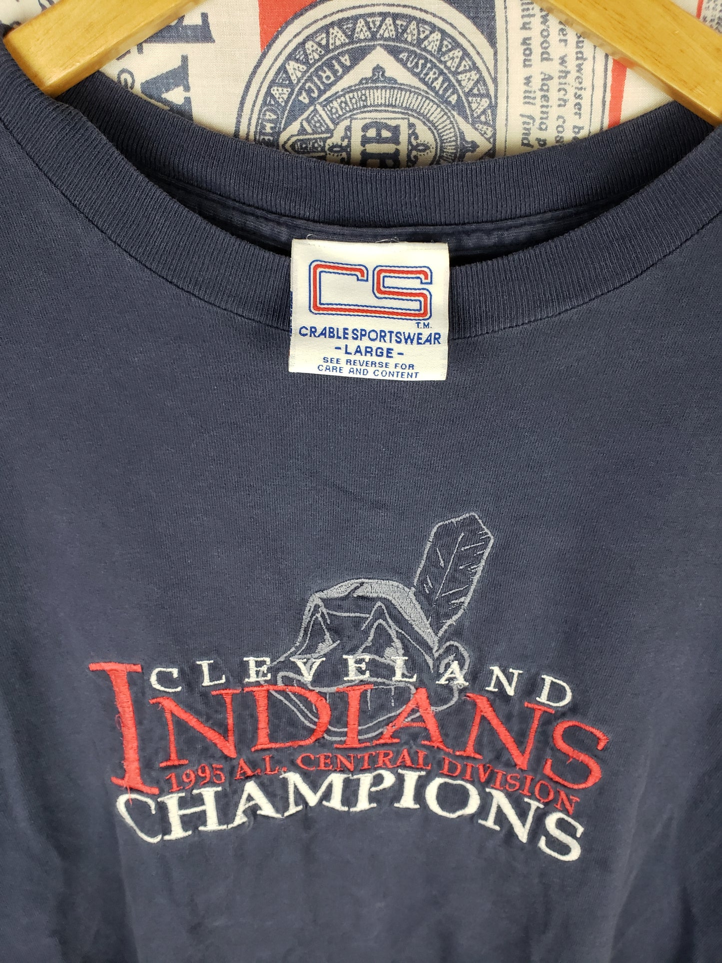 Vintage 1995 Cleveland Indians Embroidered Shirt(24"x28")L
