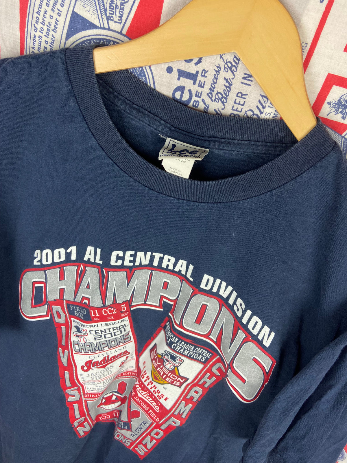 Vintage 2001 Cleveland Indians Shirt XL(24”x29”)