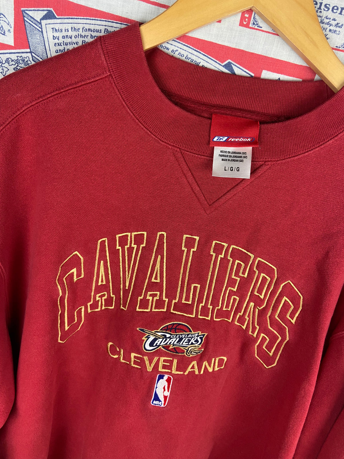 Vintage 2000s Reebok Cleveland Cavaliers Embroidered Crewneck Large(24”x27.5”)