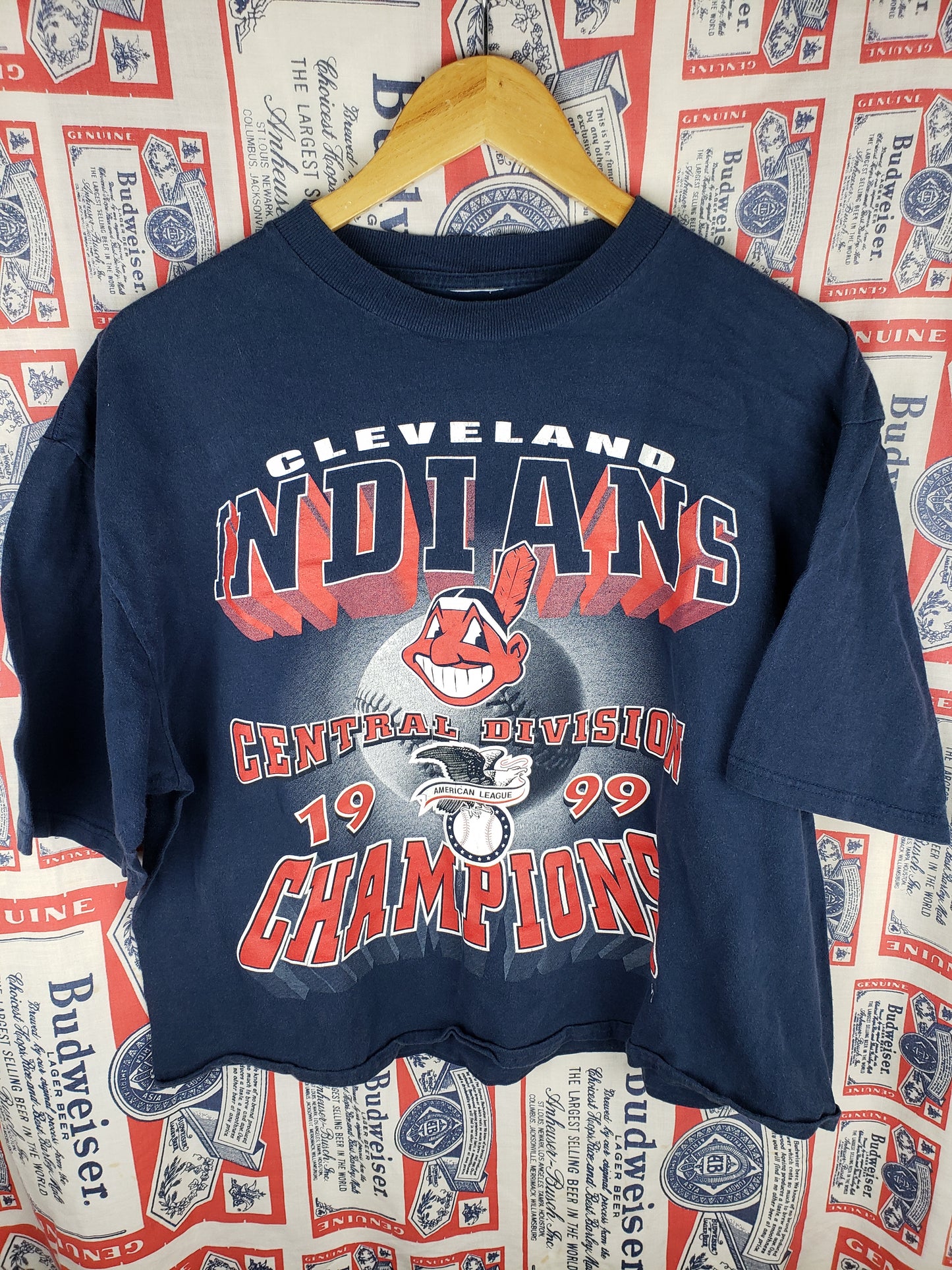 Vintage 1999 Hemmed Cleveland Indians Shirt(24"x23")L
