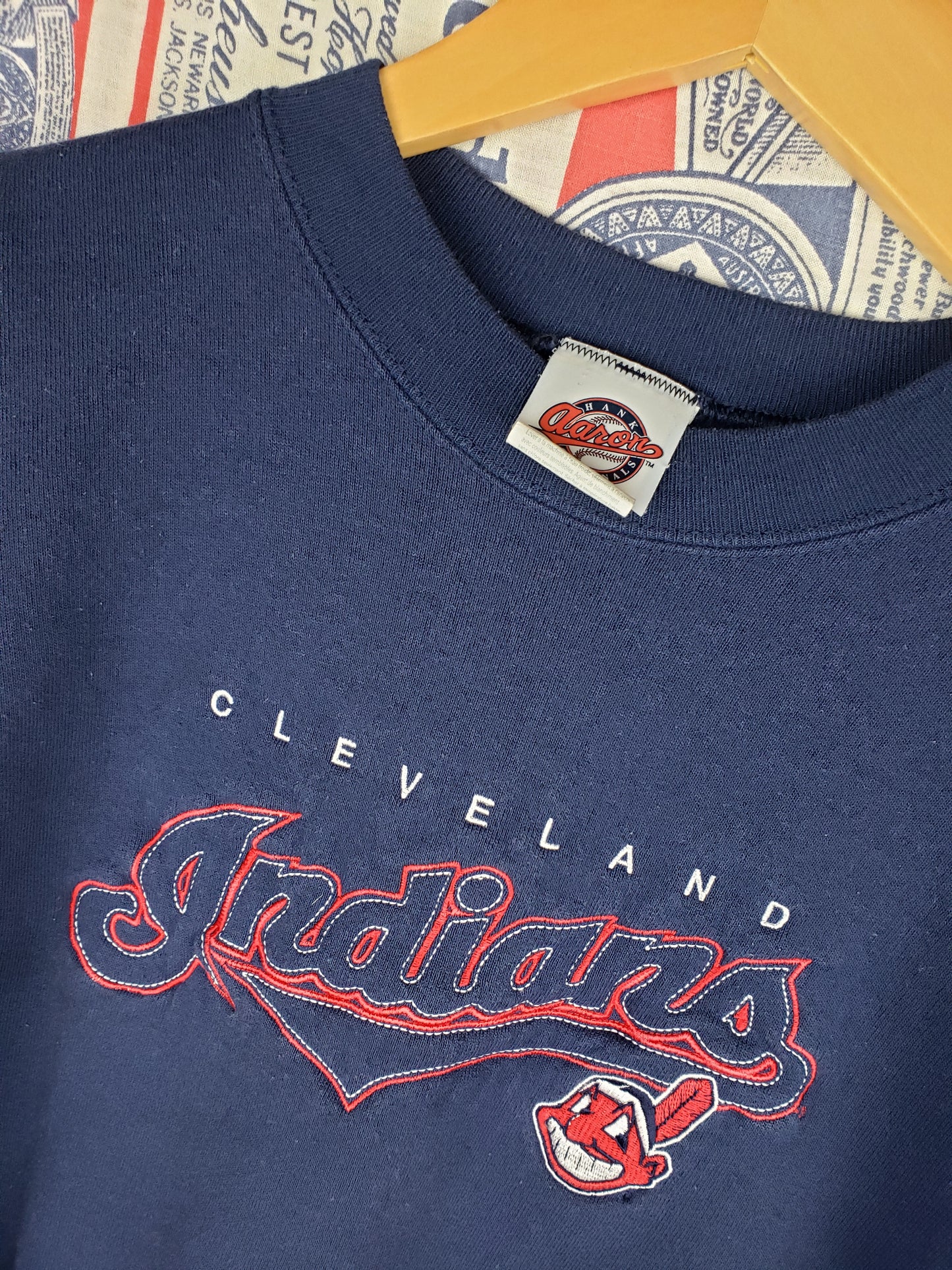 Vintage 1990s Cleveland Indians Embroidered Crewneck(25"x27")L