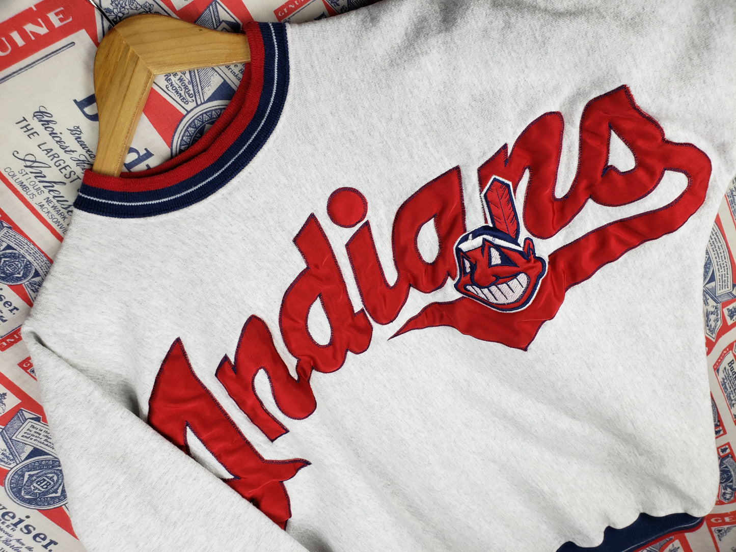 Vintage 1990s Cleveland Indians Spellout Crewneck(23"x28")L