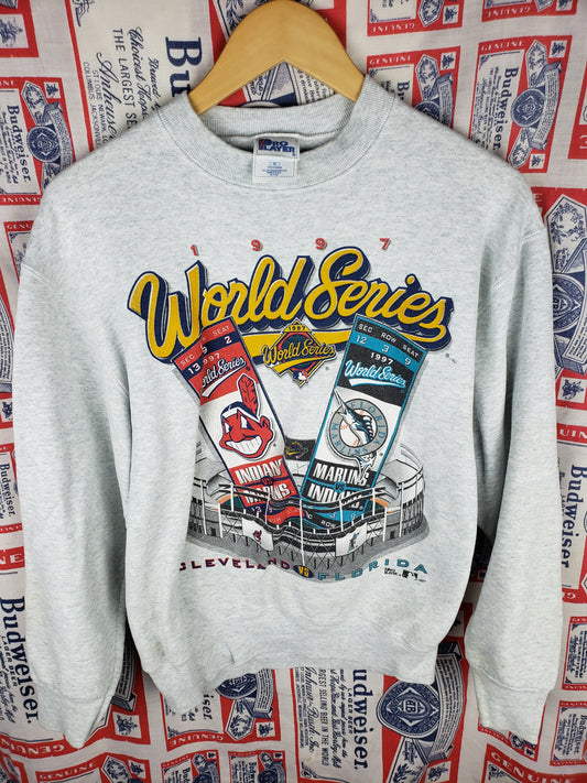 Vintage 1997 Cleveland Indians Crewneck(22"x25")M
