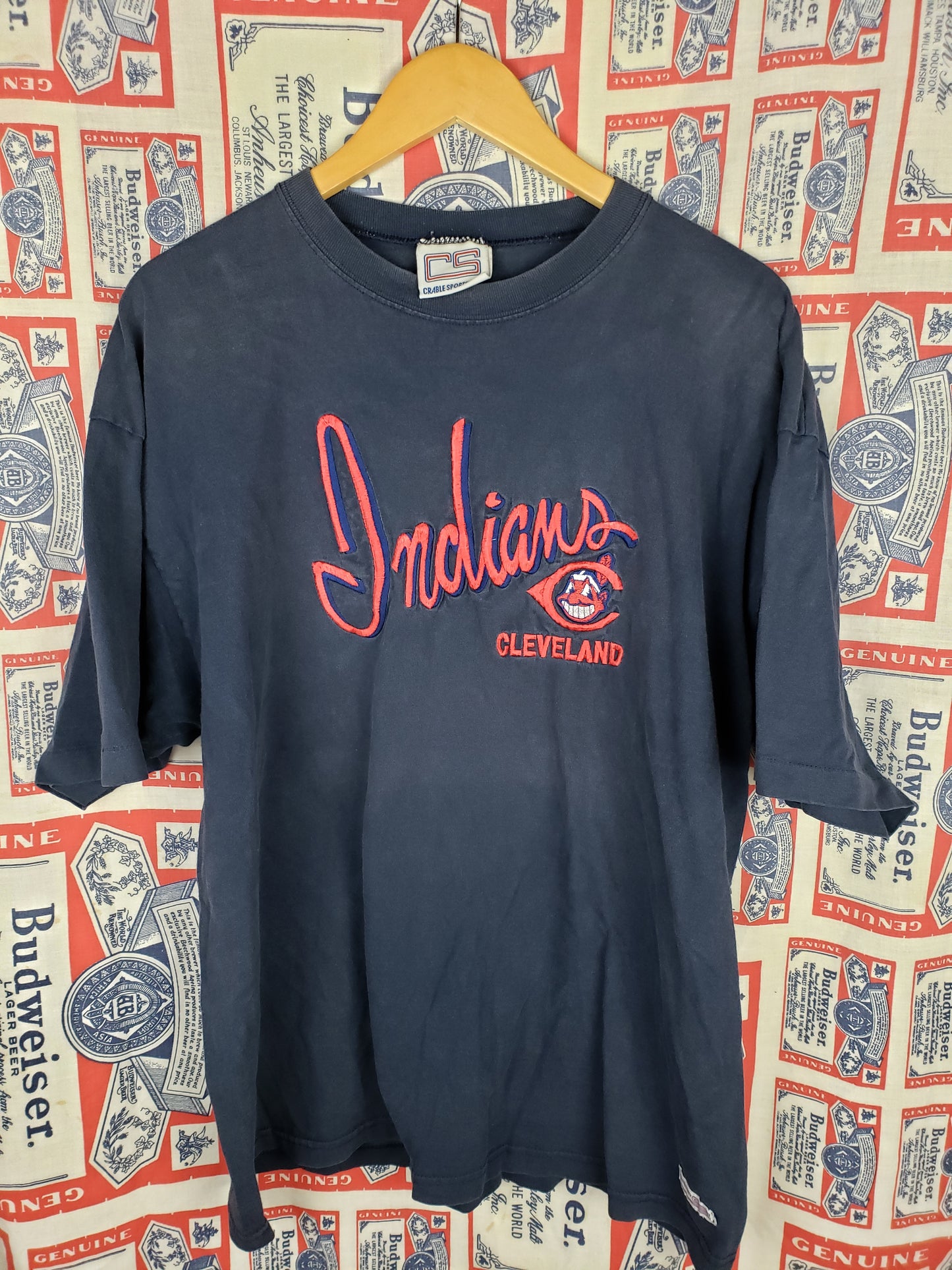Vintage 1990s Cleveland Indians Embroidered Shirt(24"x29")XL