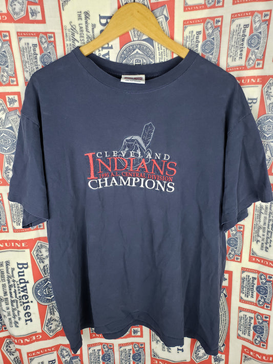 Vintage 1995 Cleveland Indians Embroidered Shirt(24"x28")L