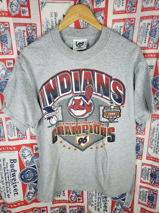 Vintage 1996 Cleveland Indians Shirt(21"x28")M