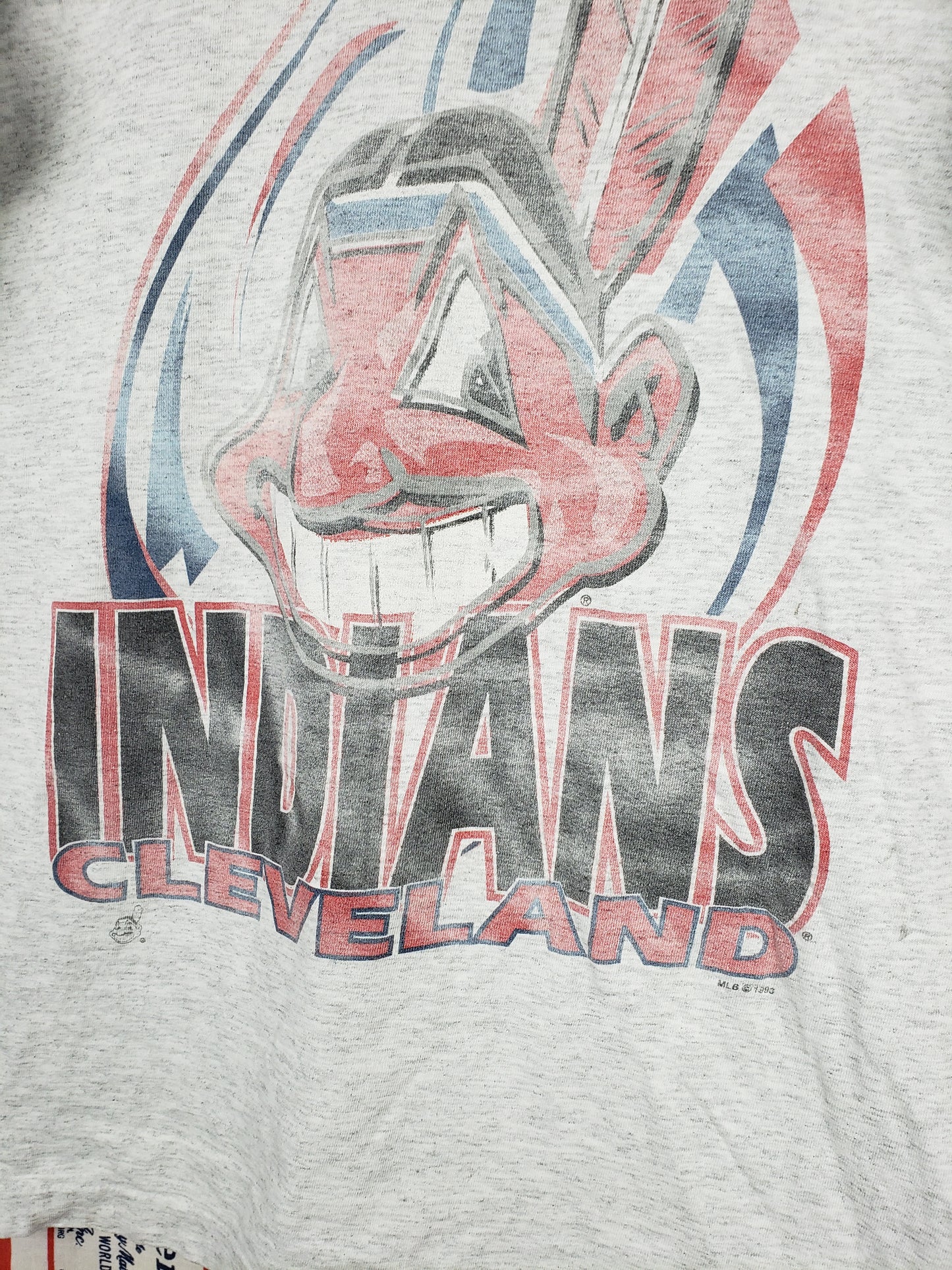 Vintage 1993 Faded Cleveland Indians Shirt(22"x28")L