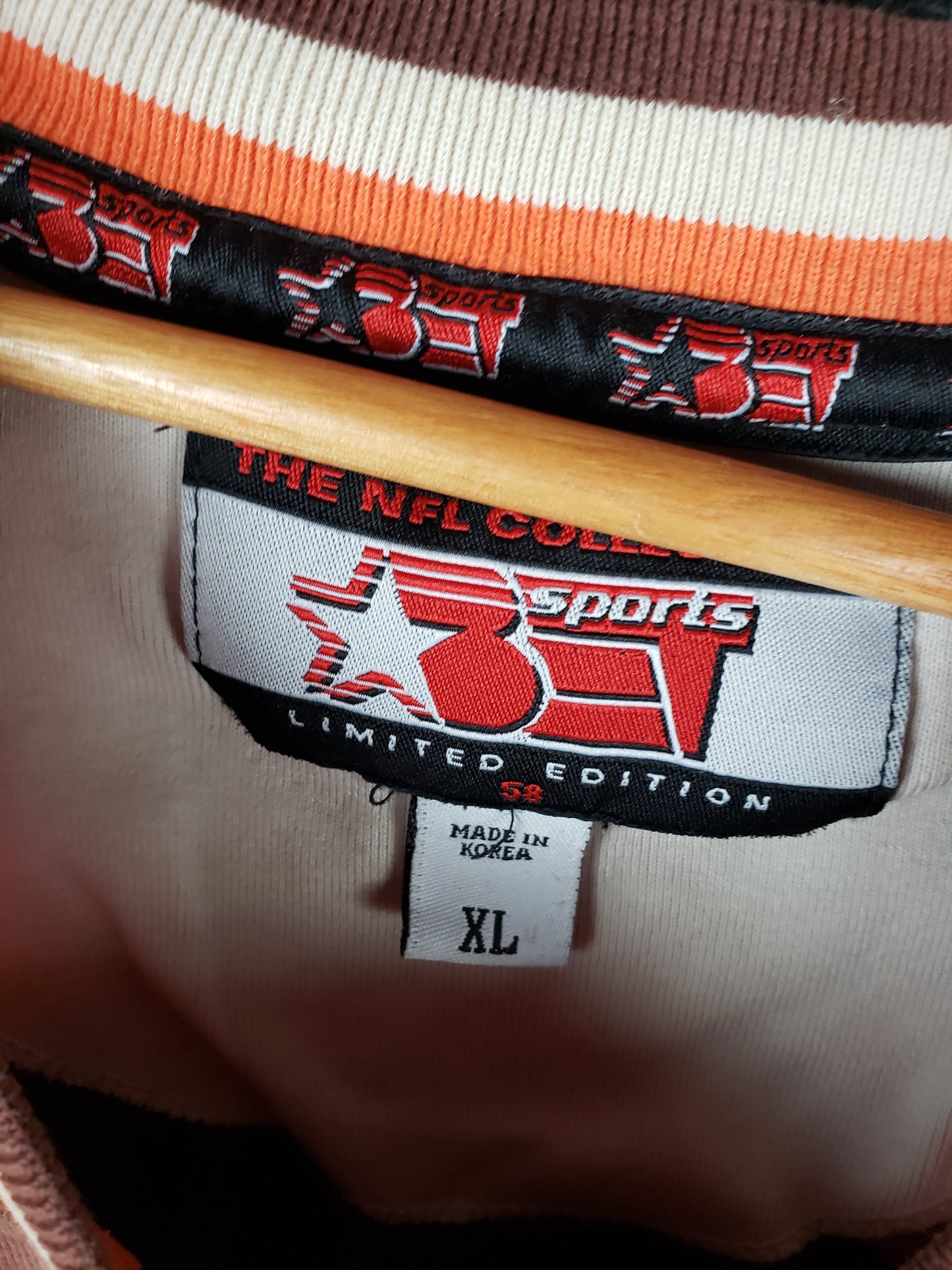 Vintage 1990s BET Limited Edition Cleveland Browns Long Sleeve(28"x30")XXL
