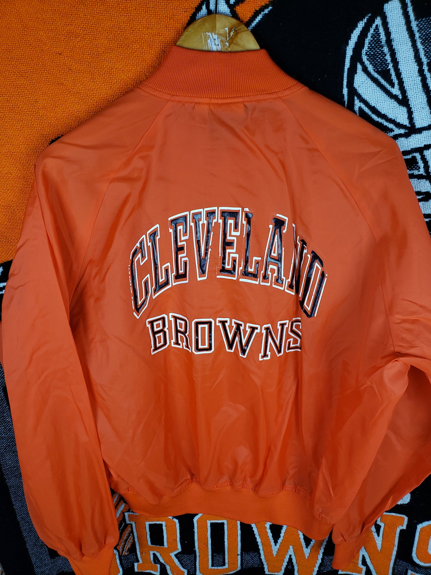 Vintage 1980s Chalk Line Cleveland Browns Windbreaker(23"x25")