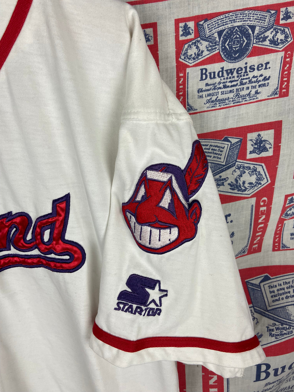 Vintage 1990s Starter Cleveland Indians Jersey Large(23”x28”)