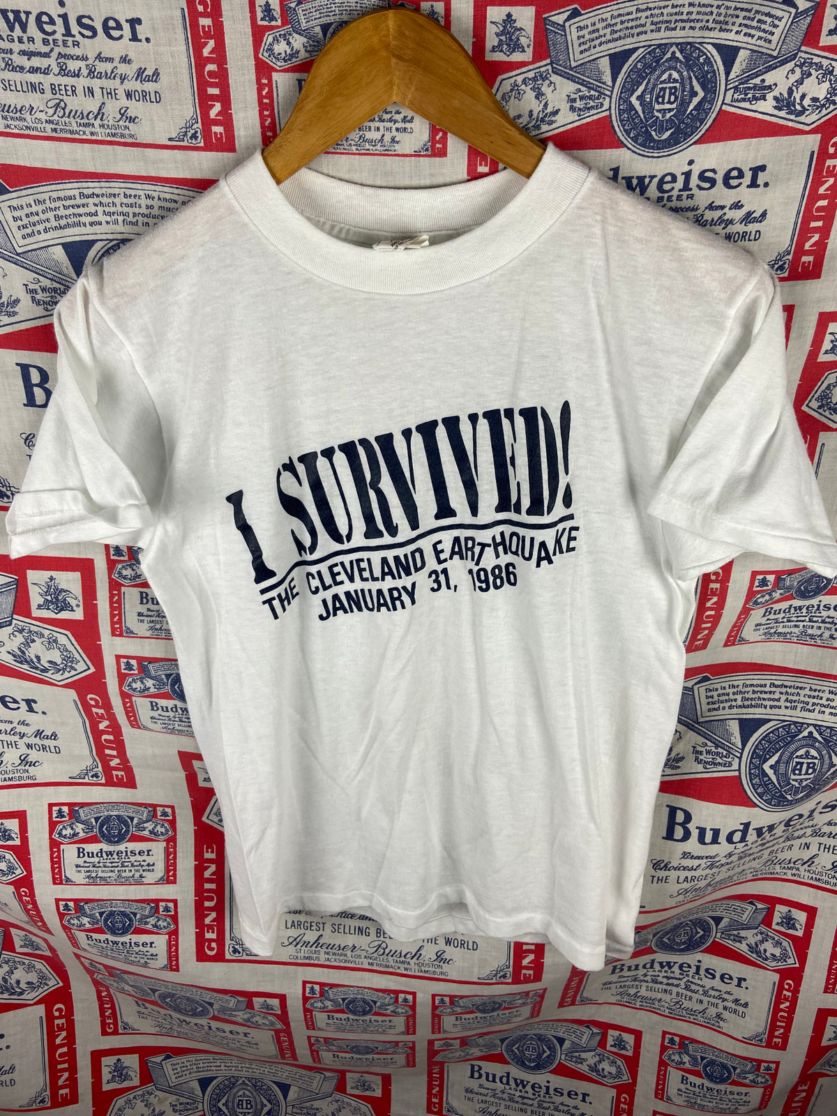 Vintage 1986 Cleveland Earthquake Shirt Small(18”x24”)