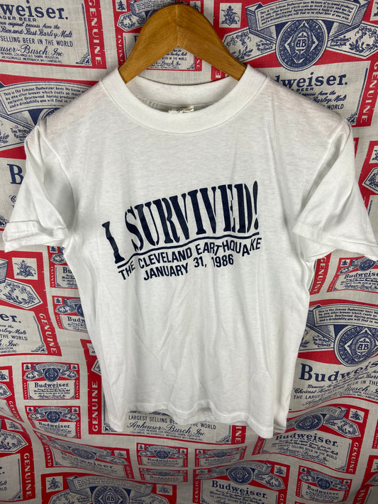Vintage 1986 Cleveland Earthquake Shirt Small(18”x24”)