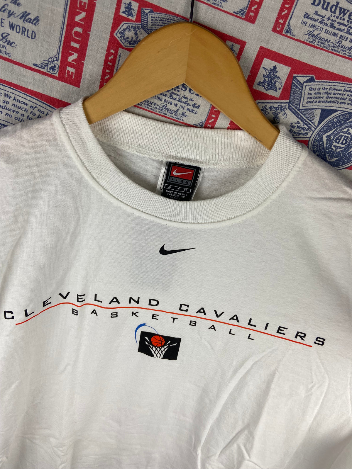Vintage 1990s Nike Cleveland Cavaliers Sleeveless Shirt NWT XL(25”x33”)